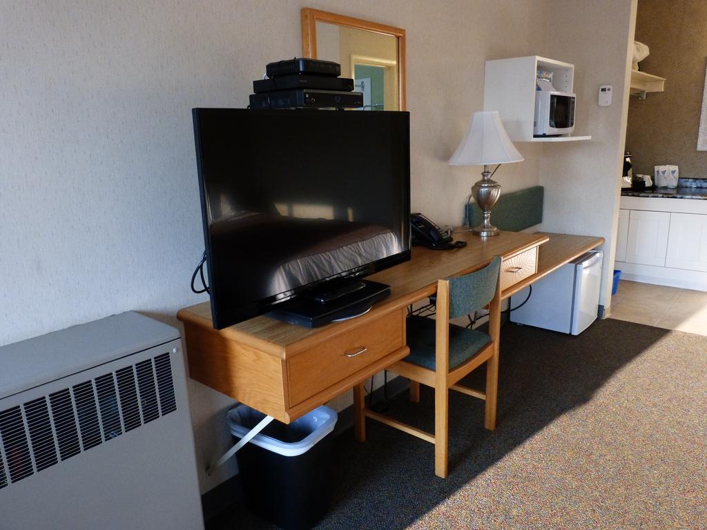 Catalina Motel Sault Ste. Marie Exterior photo